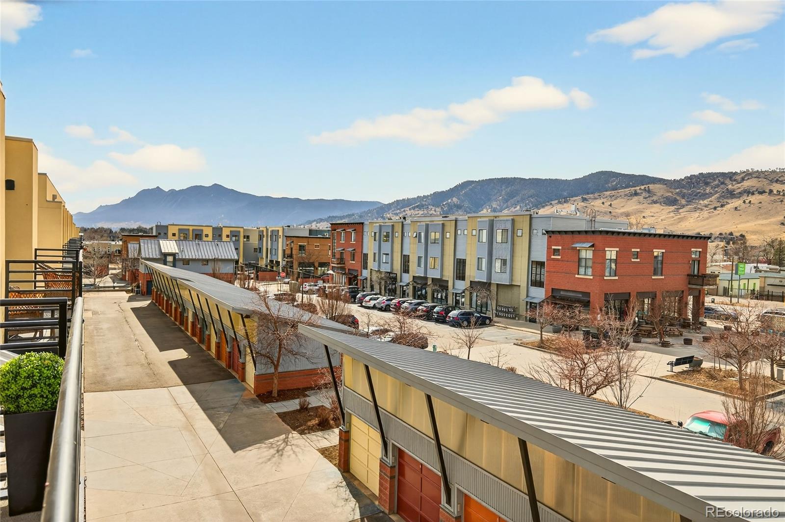 4585 13th Street Unit: 1E