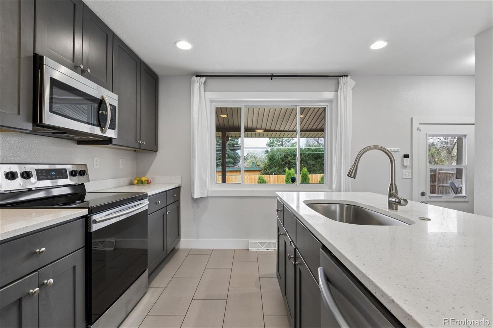 300 W Midway Boulevard