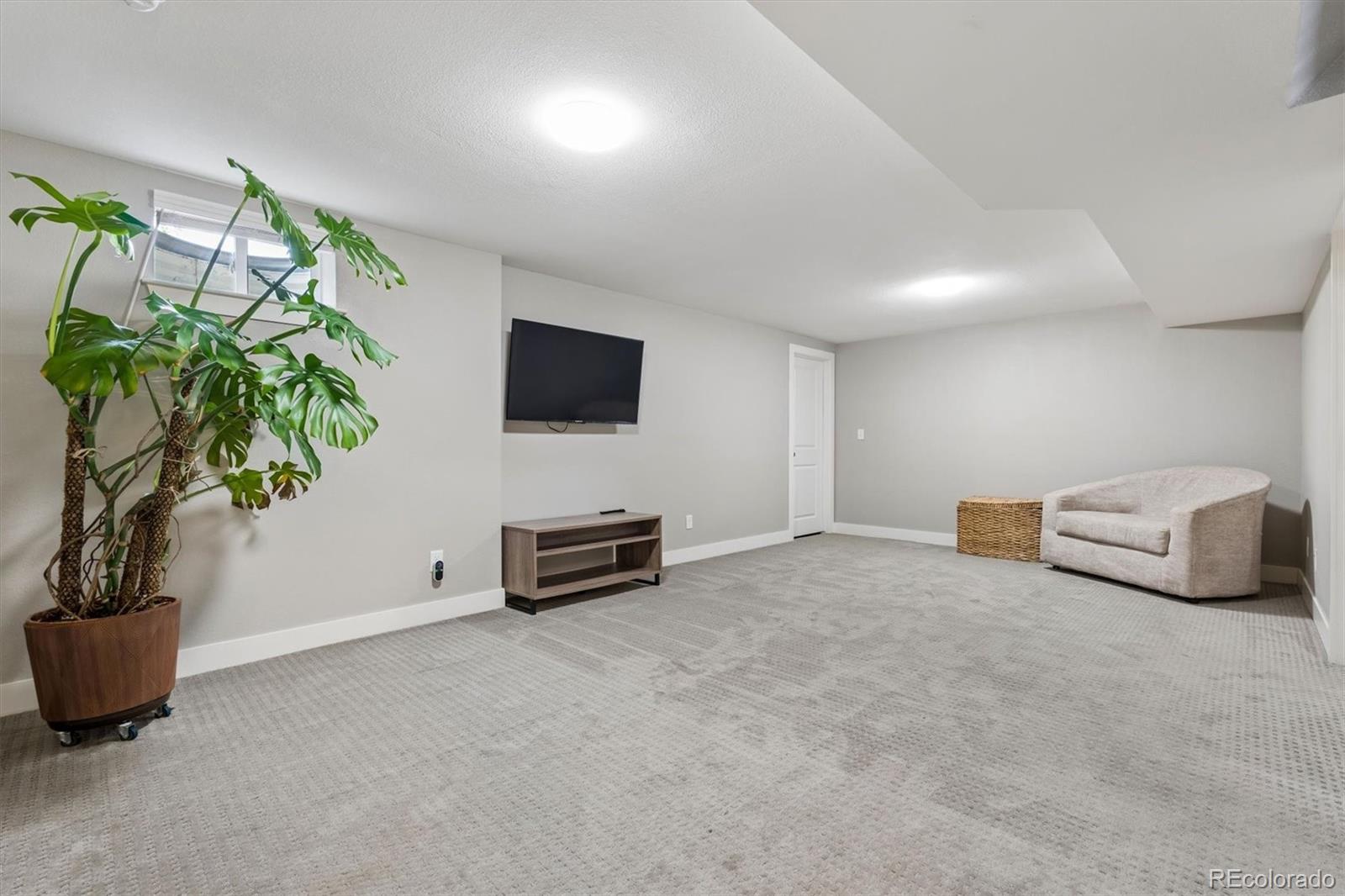 300 W Midway Boulevard
