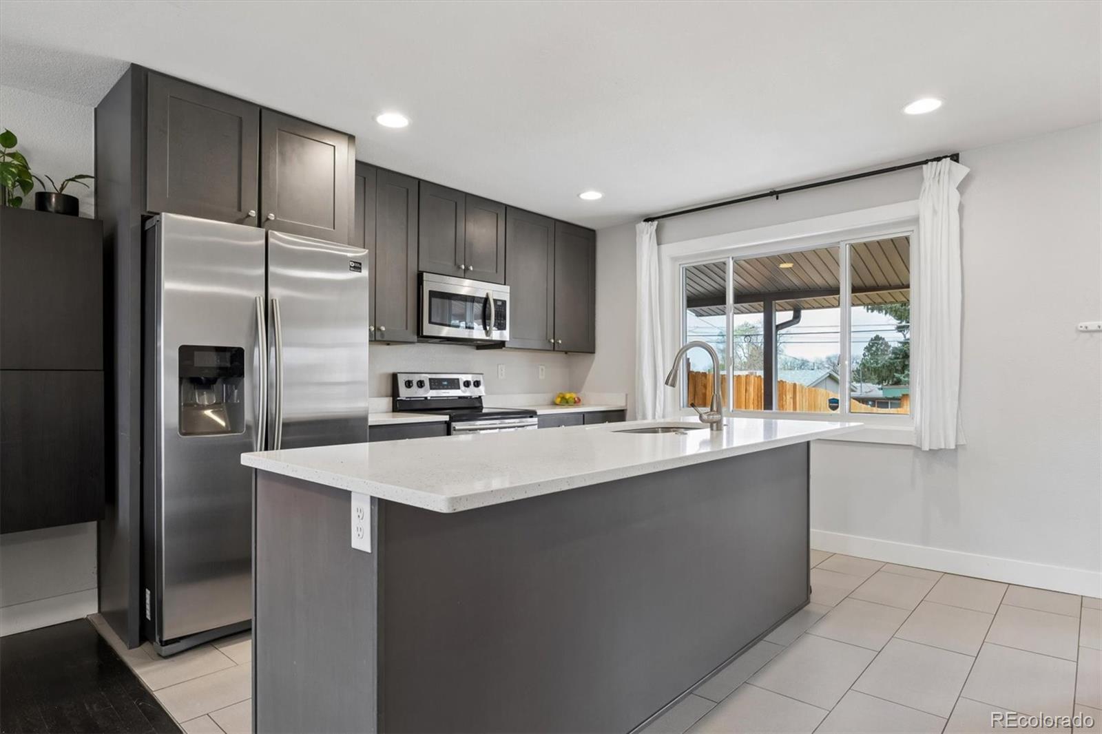 300 W Midway Boulevard
