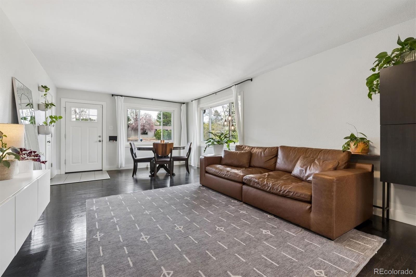 300 W Midway Boulevard