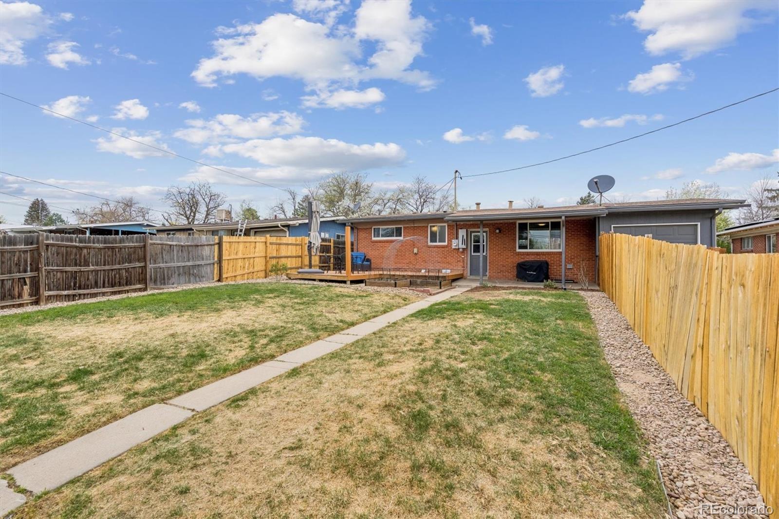 300 W Midway Boulevard