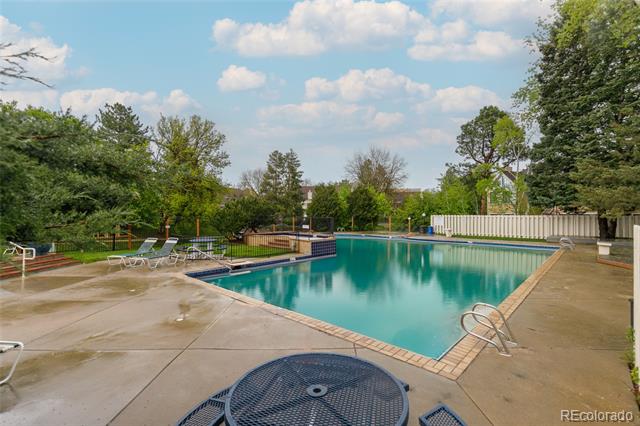 4713 Spine Road