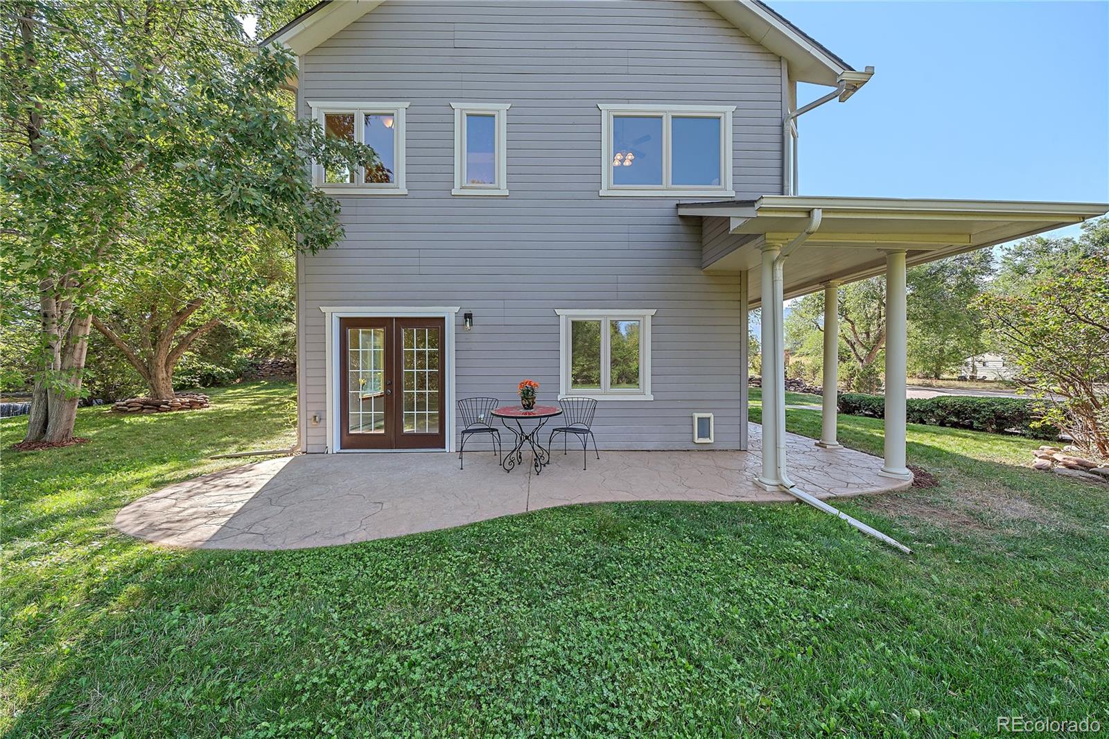 1506 S Foothills Highway