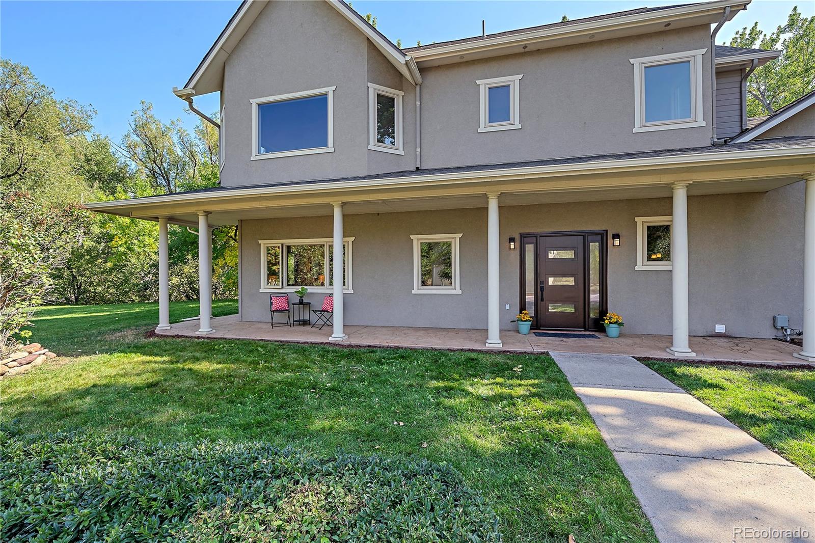 1506 S Foothills Highway