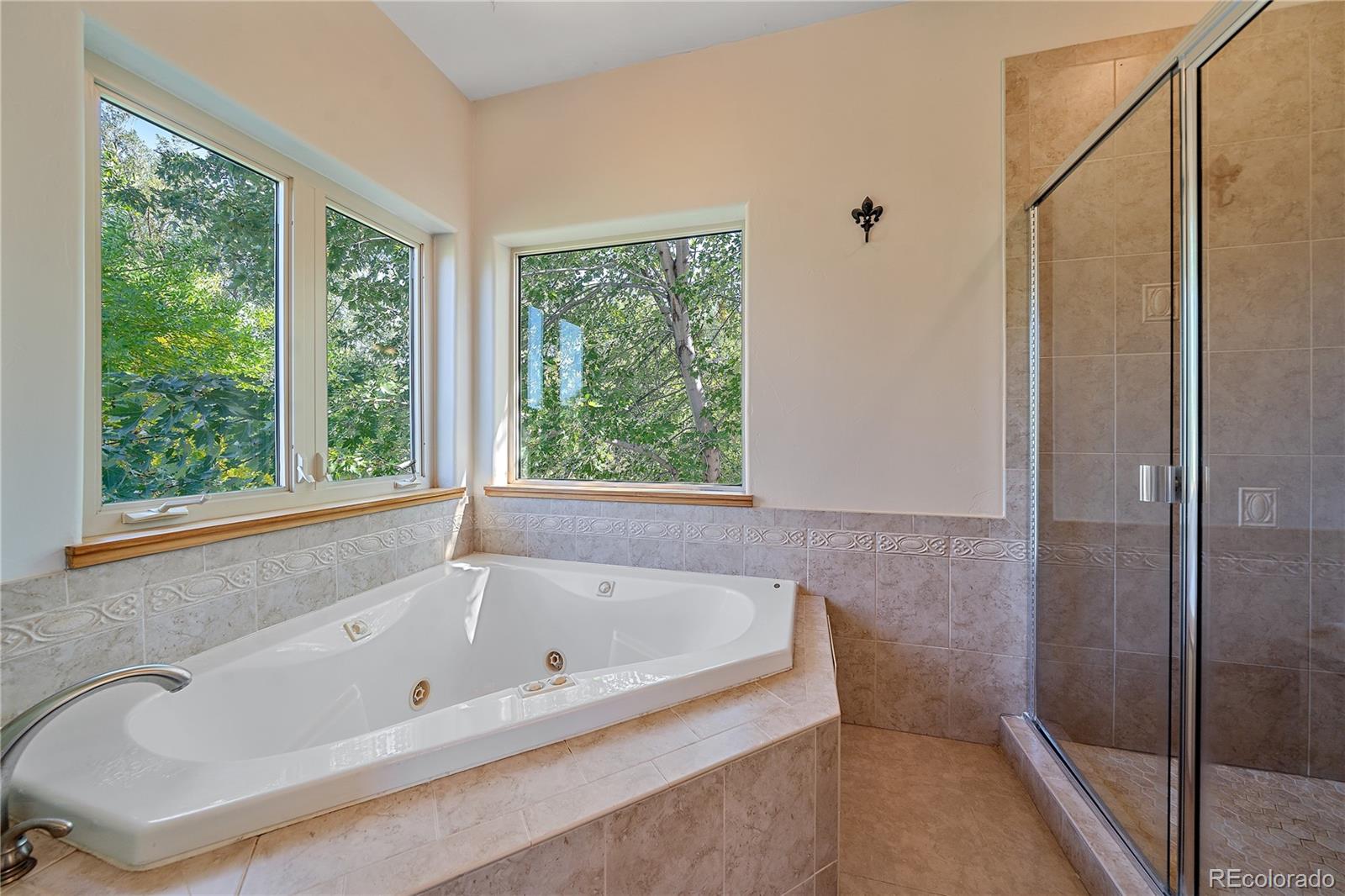 1506 S Foothills Highway