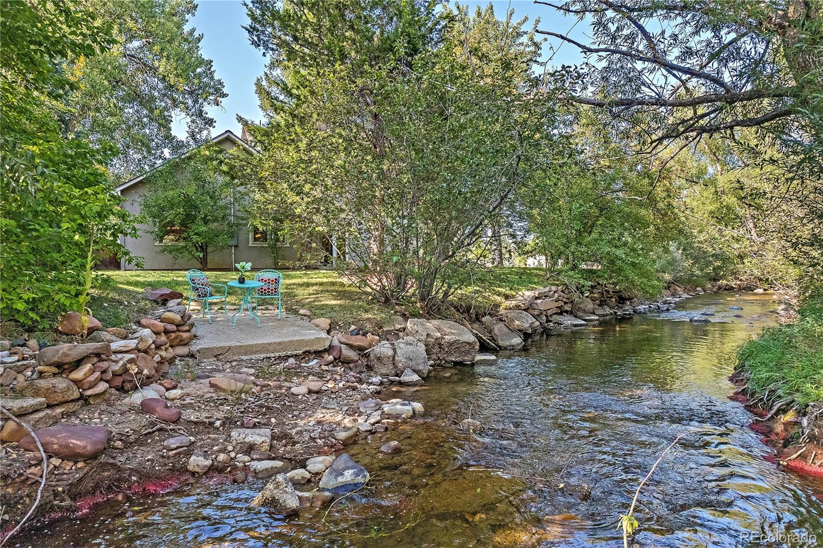 1506 S Foothills Highway