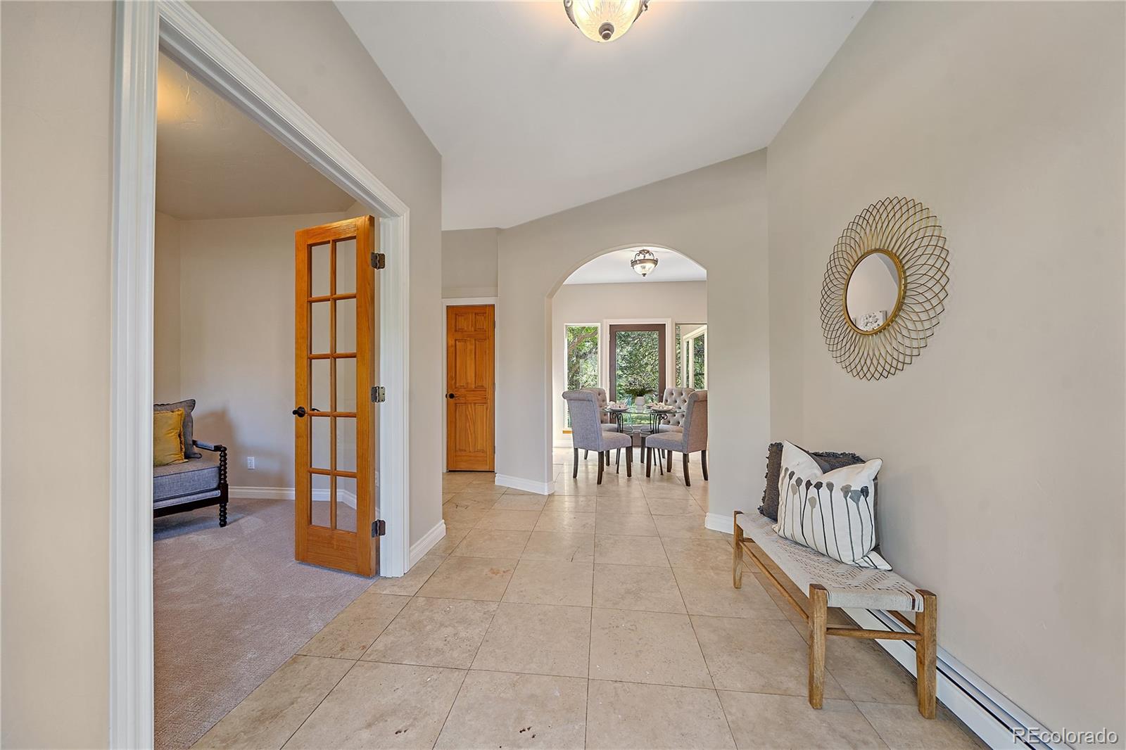 1506 S Foothills Highway