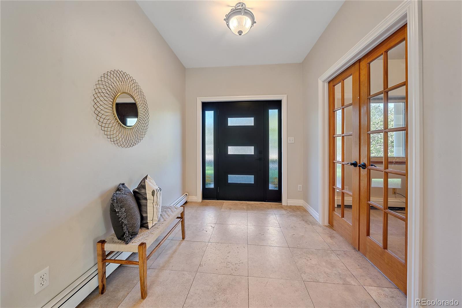 1506 S Foothills Highway