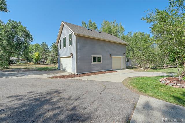 1506 S Foothills Highway