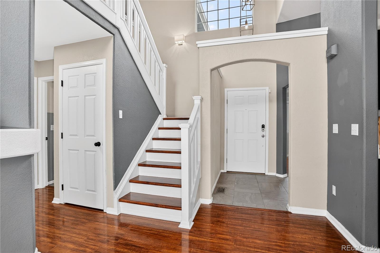 10723 Lewiston Street