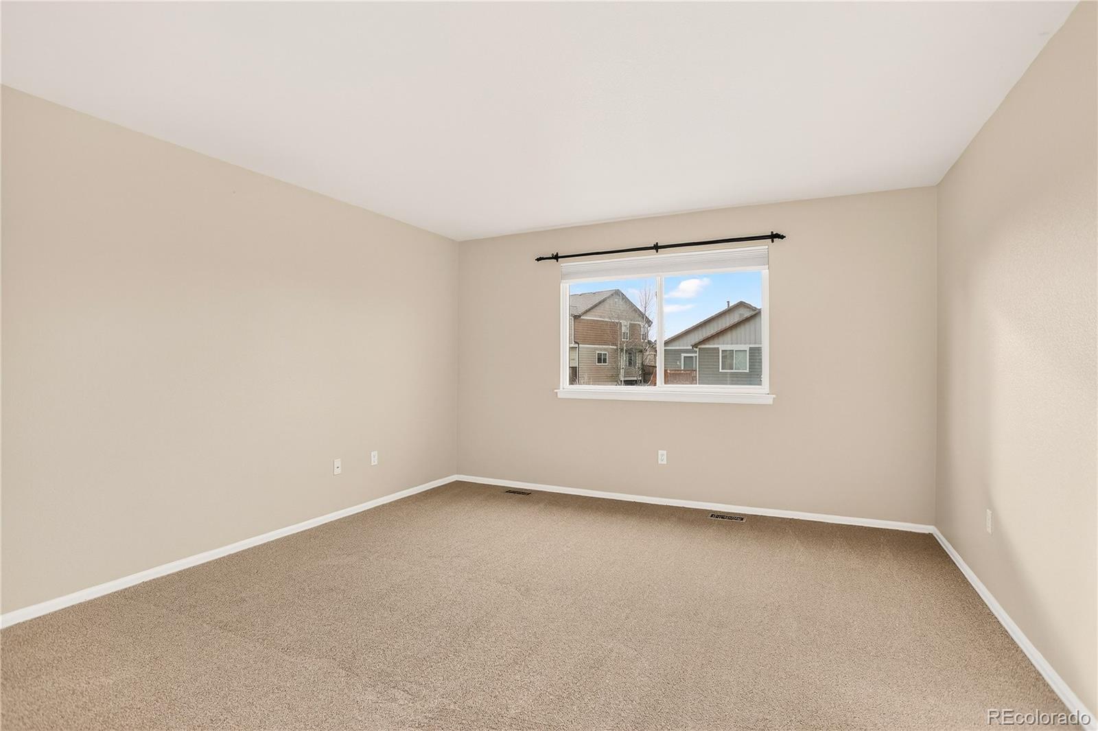 10723 Lewiston Street