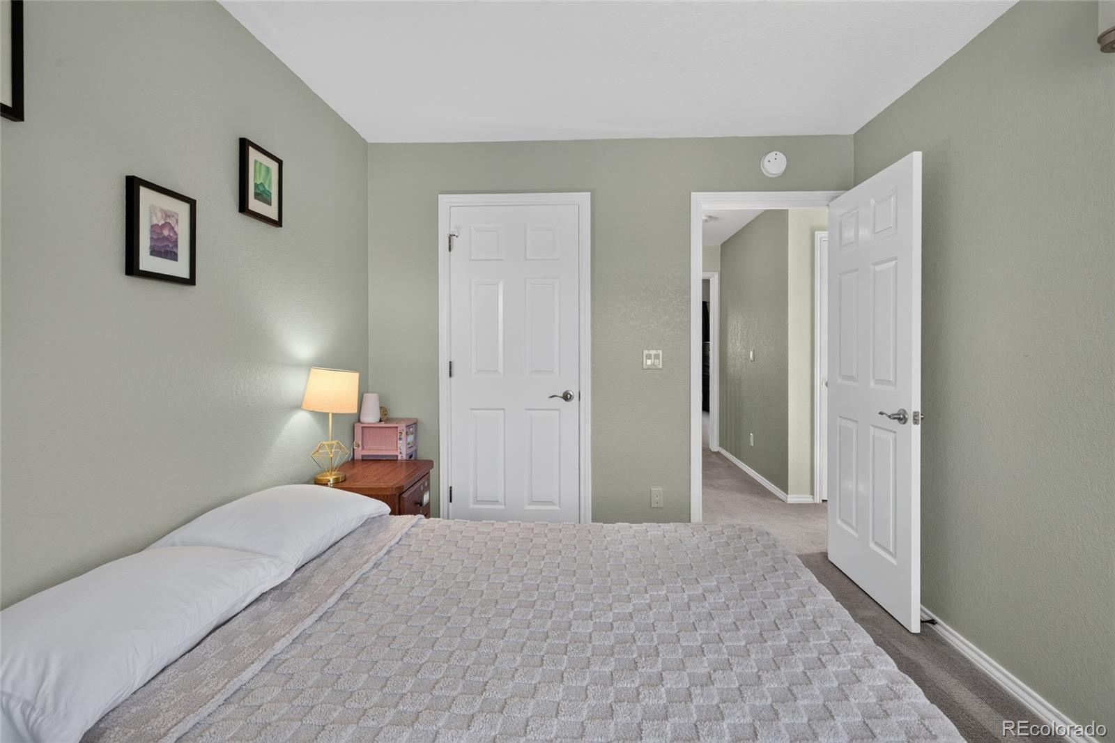 5546 Lone Eagle Court