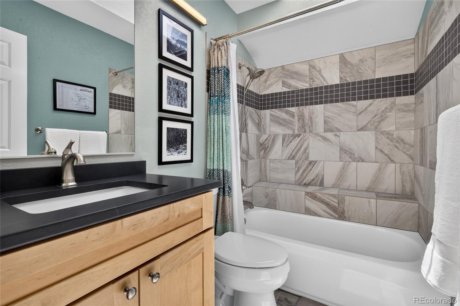 5546 Lone Eagle Court