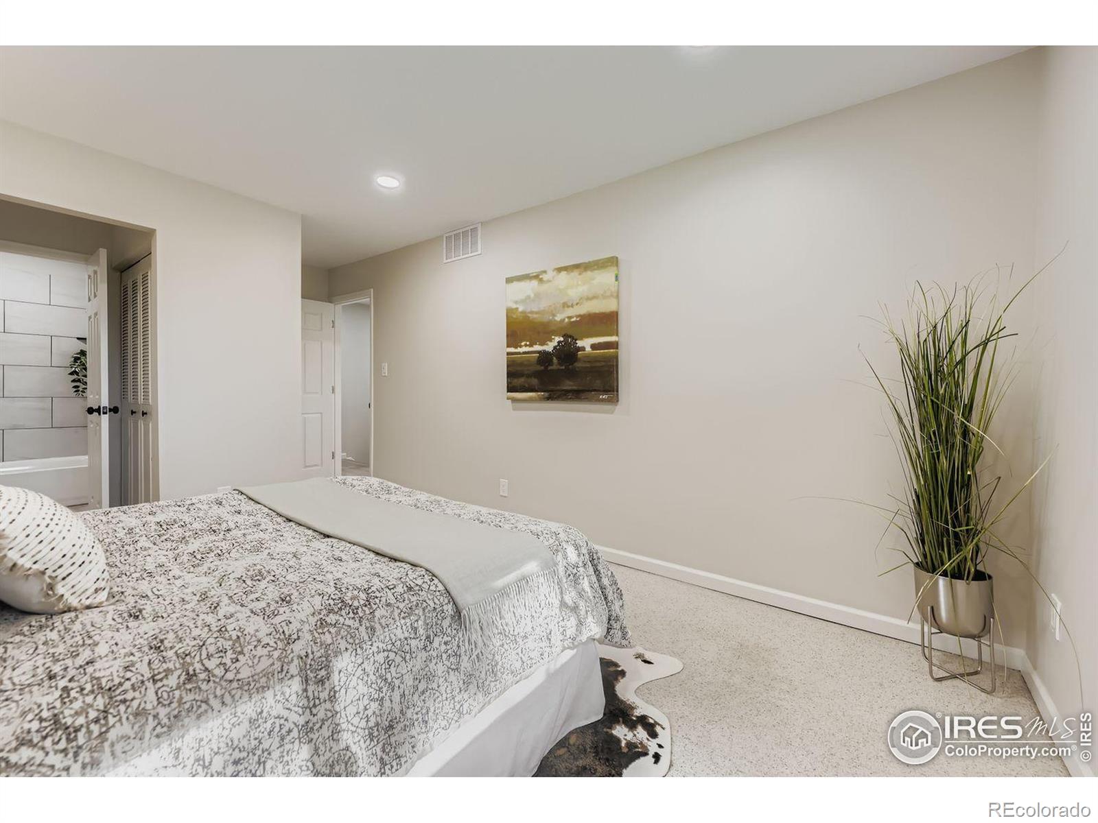 1131 Monroe Drive Unit: C