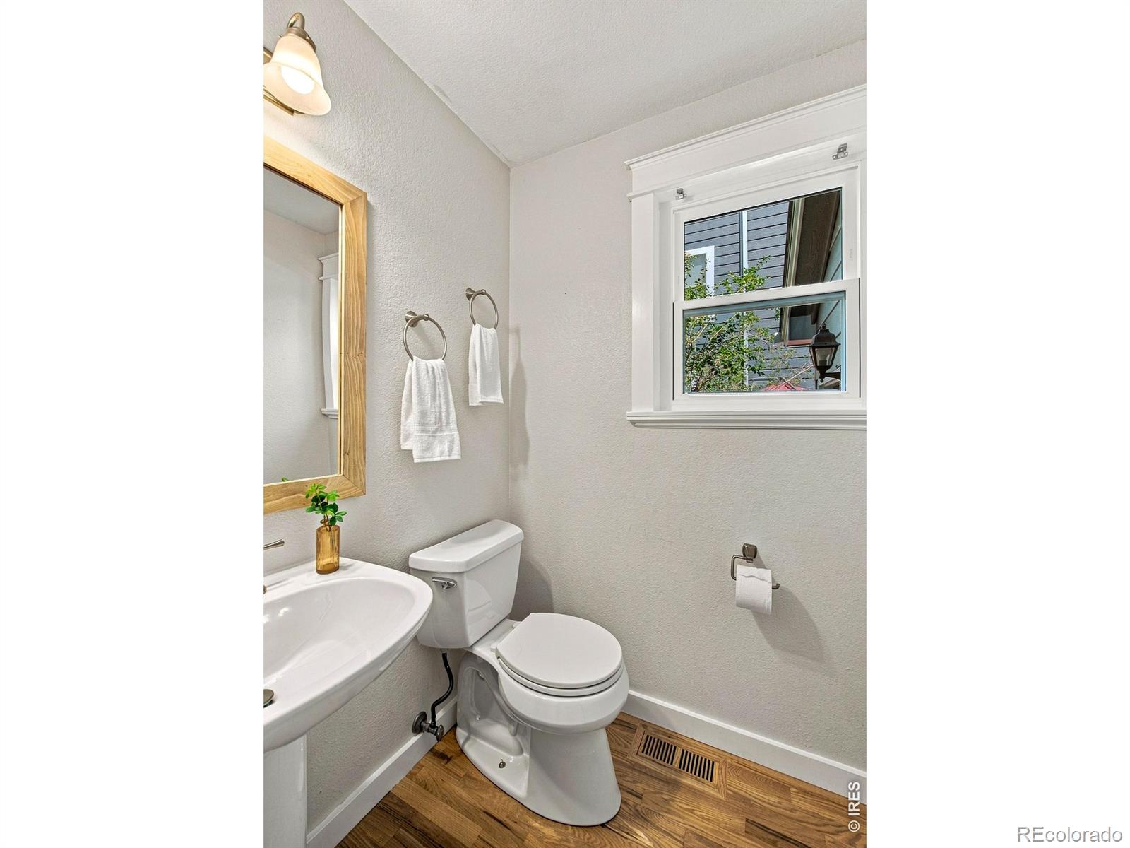 505 Vernier Court