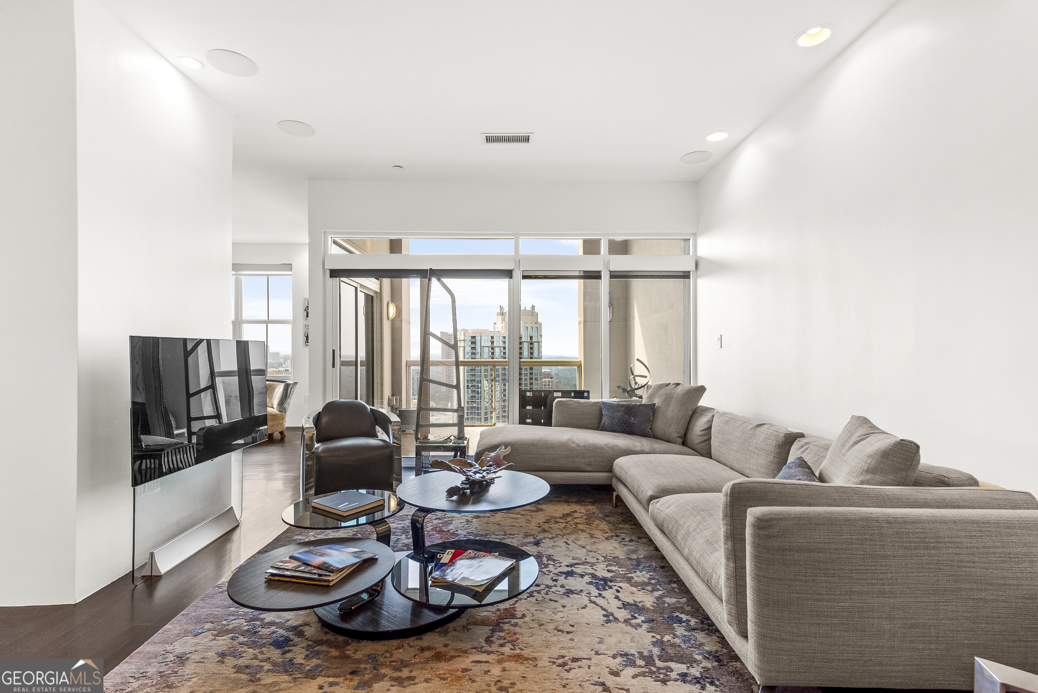 2881 Peachtree Road NE # 2304