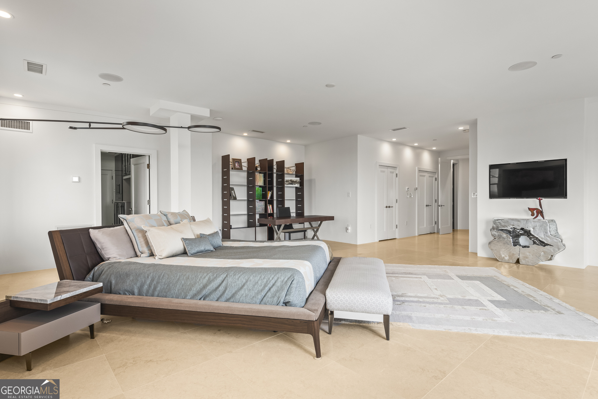 2881 Peachtree Road NE # 2304