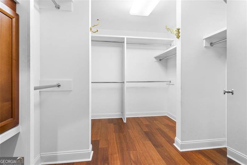 2881 Peachtree # 1003