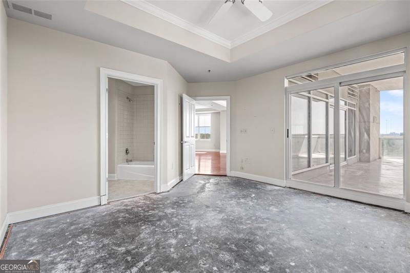 2881 Peachtree # 1003