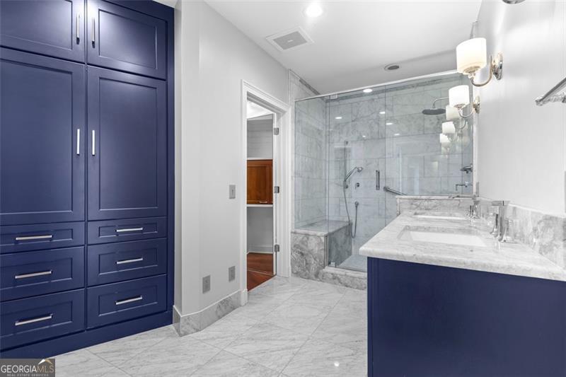 2881 Peachtree # 1003