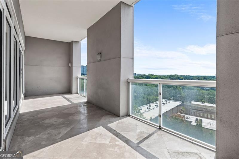 2881 Peachtree # 1003