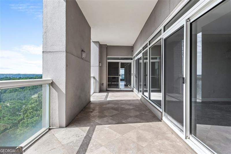 2881 Peachtree # 1003
