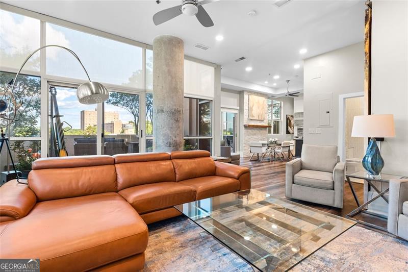 2881 Peachtree Road NE # 605