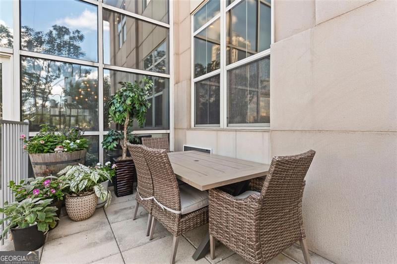2881 Peachtree Road NE # 605
