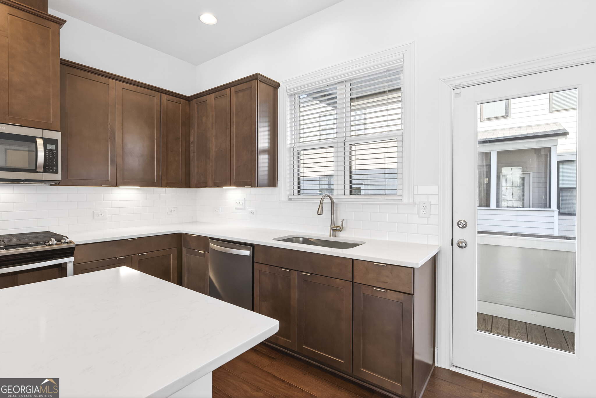 1752 Morningtide Lane NE