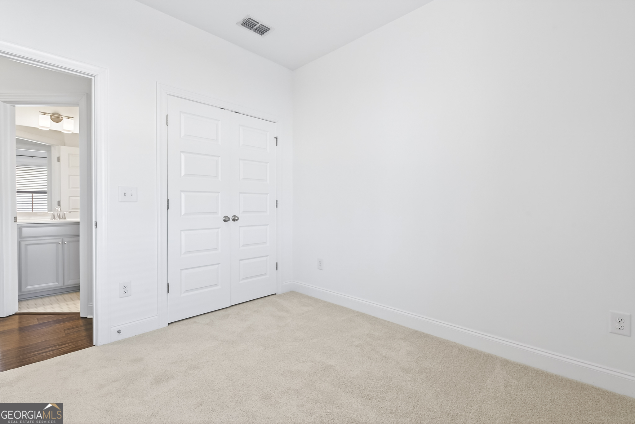 1752 Morningtide Lane NE