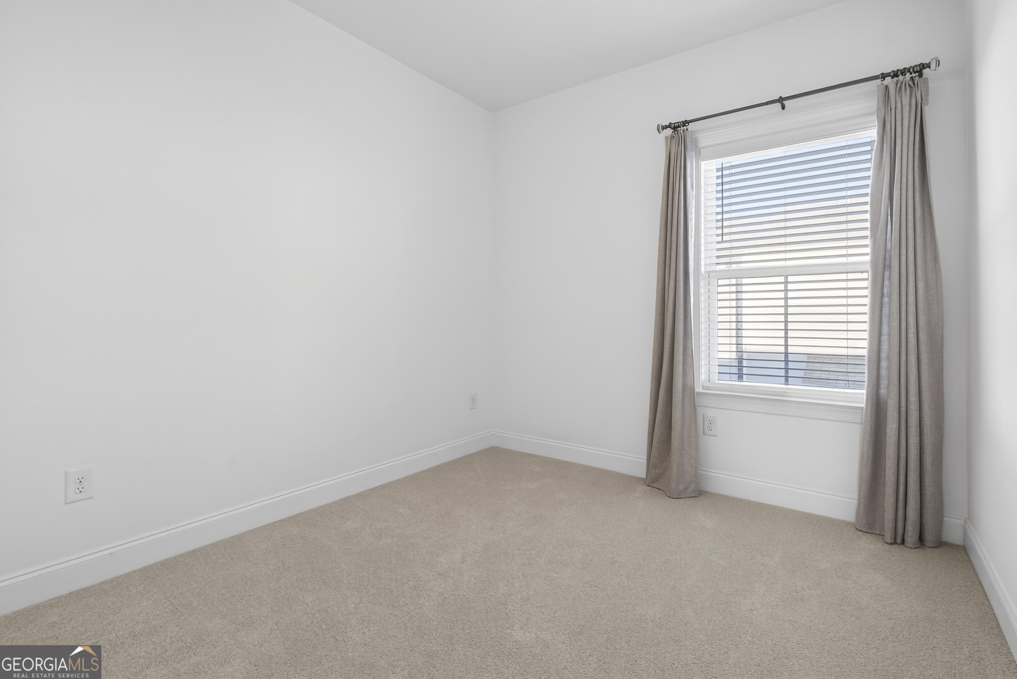 1752 Morningtide Lane NE