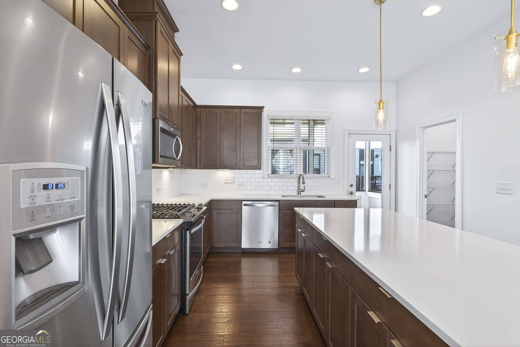 1752 Morningtide Lane NE