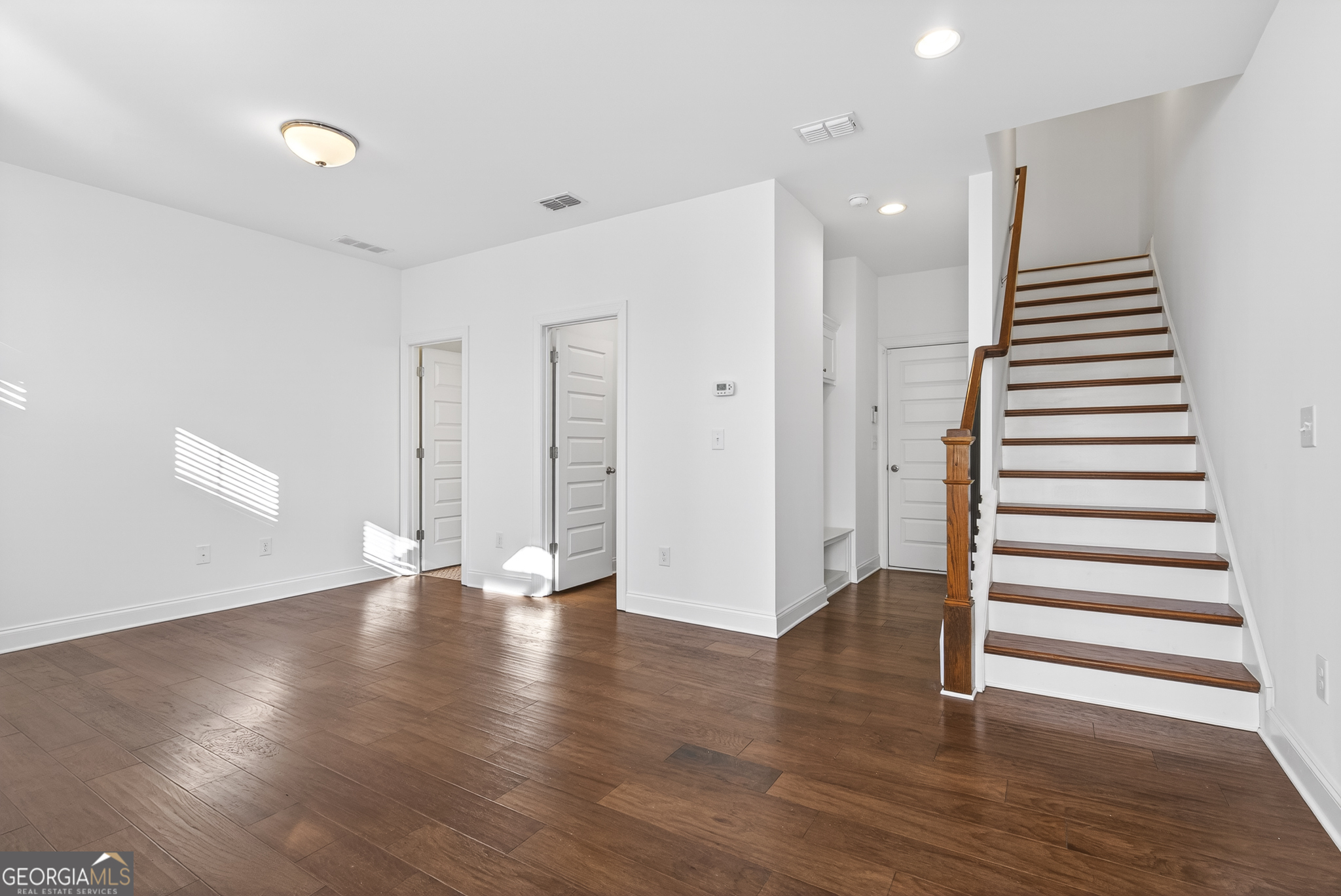 1752 Morningtide Lane NE