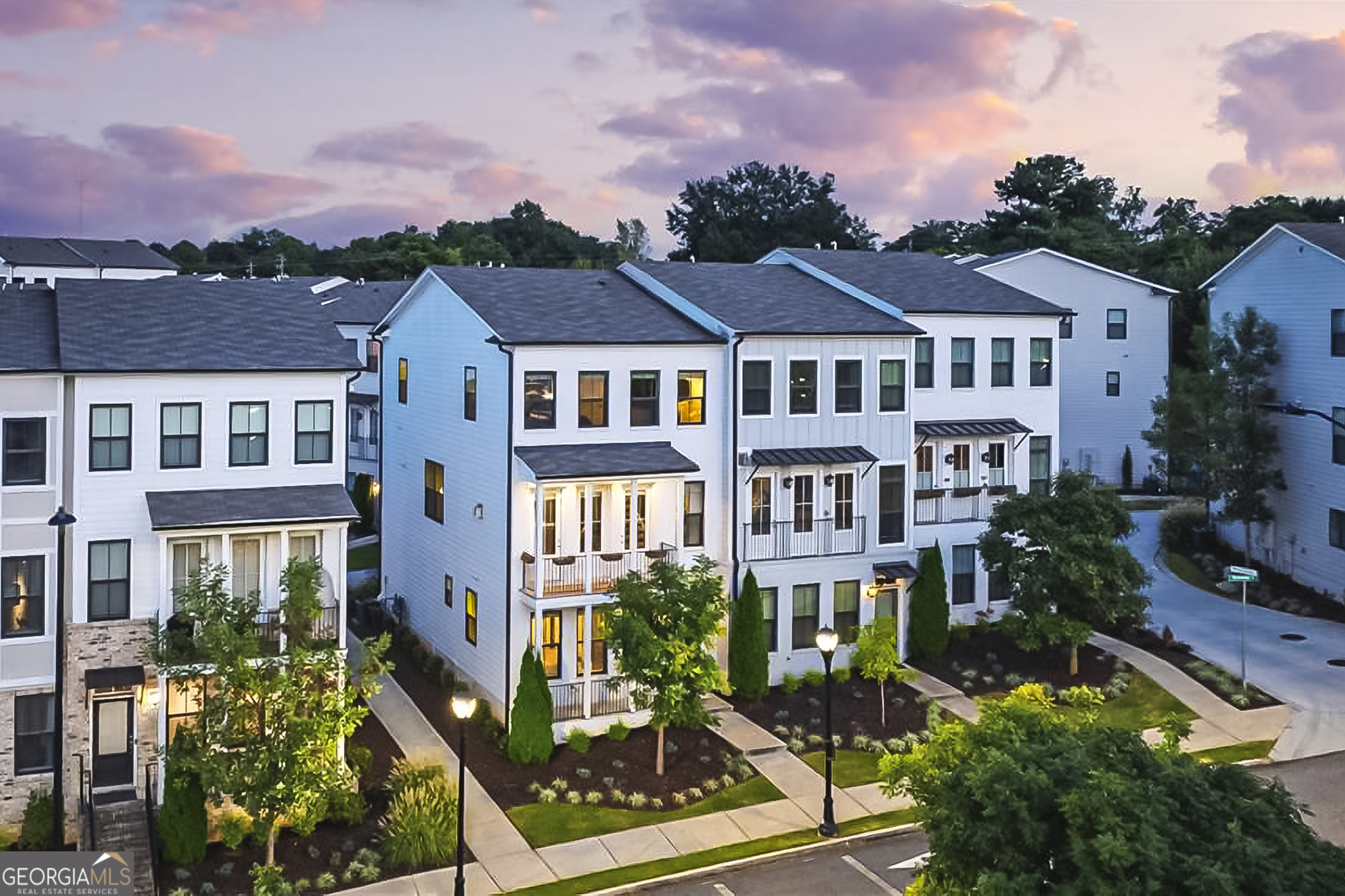 1752 Morningtide Lane NE