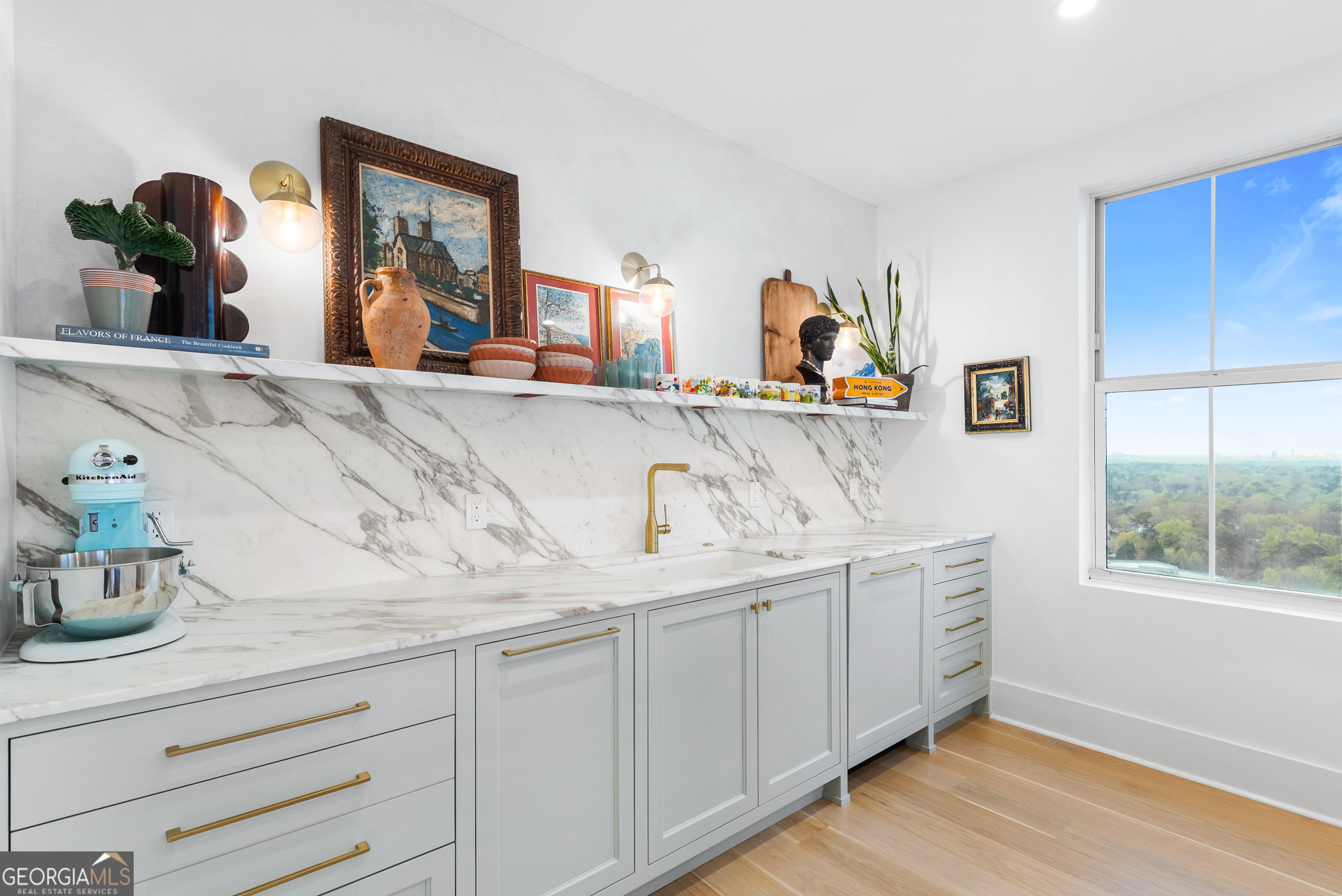 2881 Peachtree Road NE # 2201