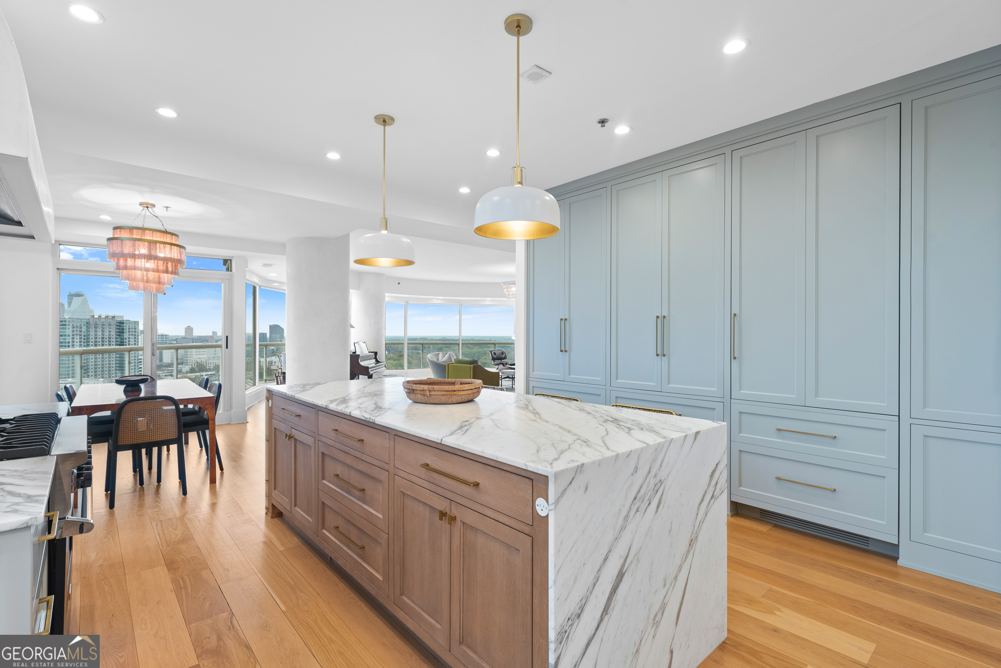 2881 Peachtree Road NE # 2201