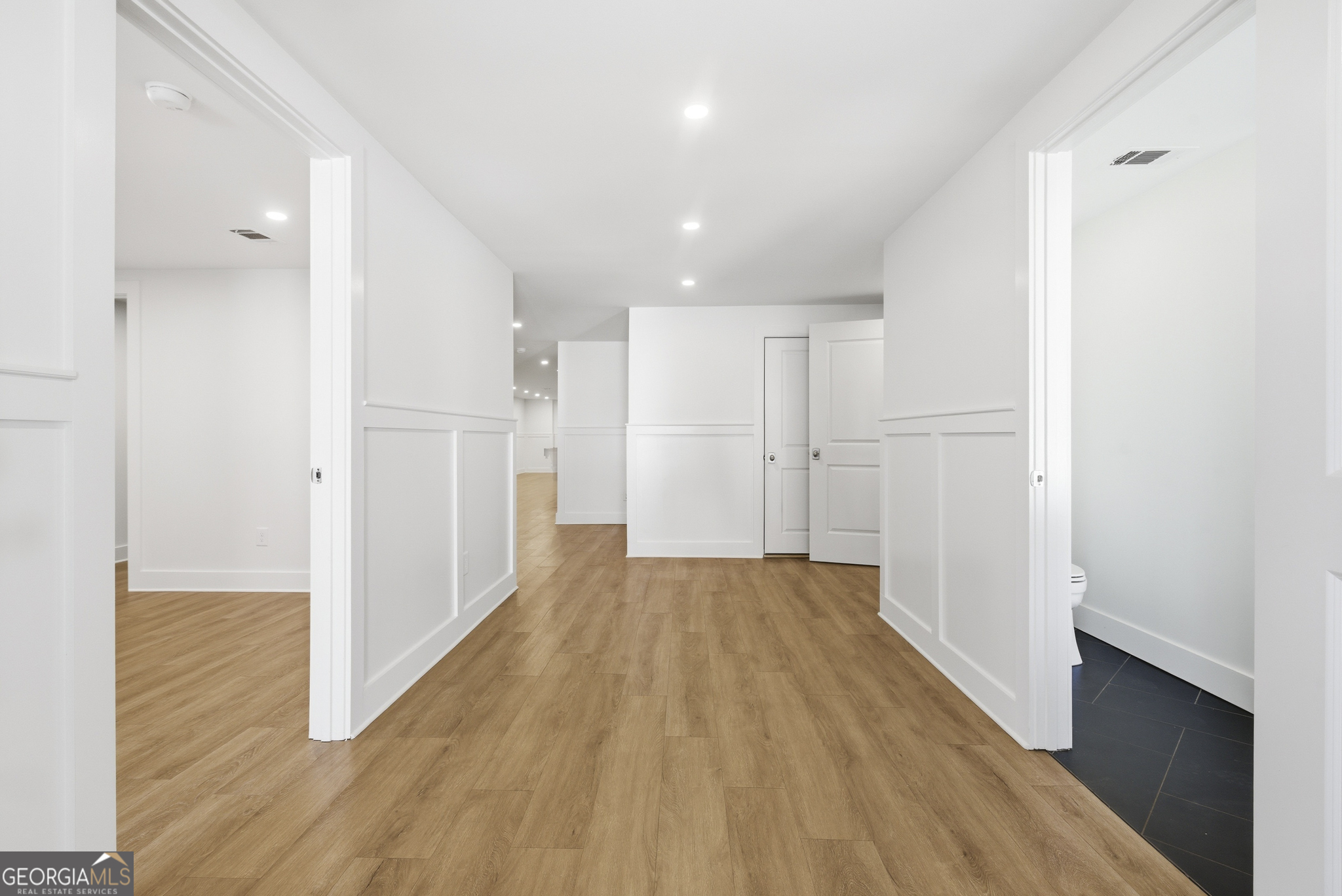 3296 Shoreland Drive