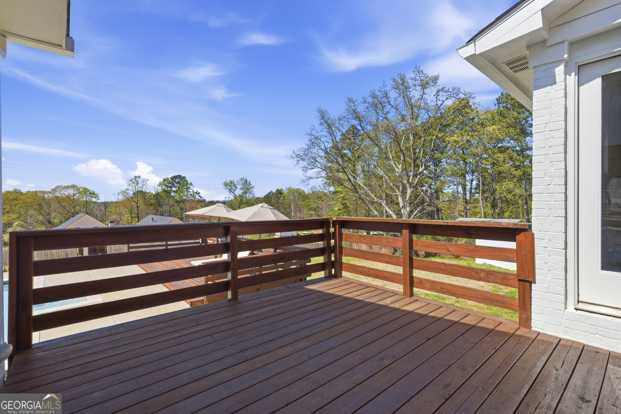 3296 Shoreland Drive