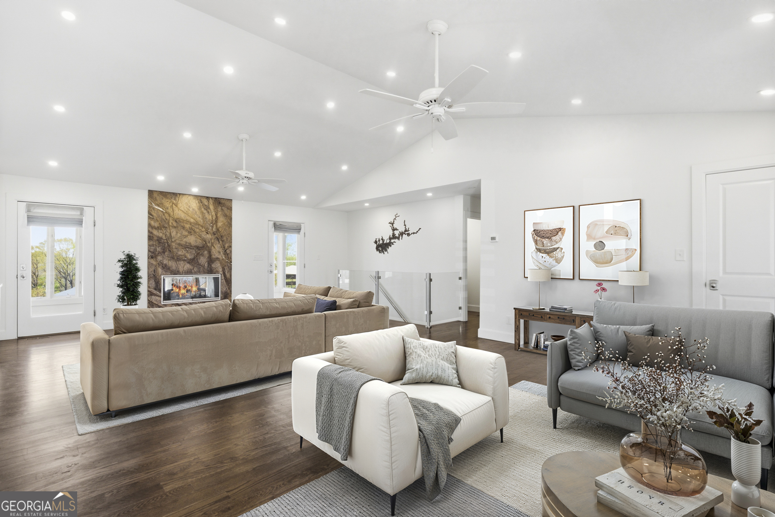 3296 Shoreland Drive