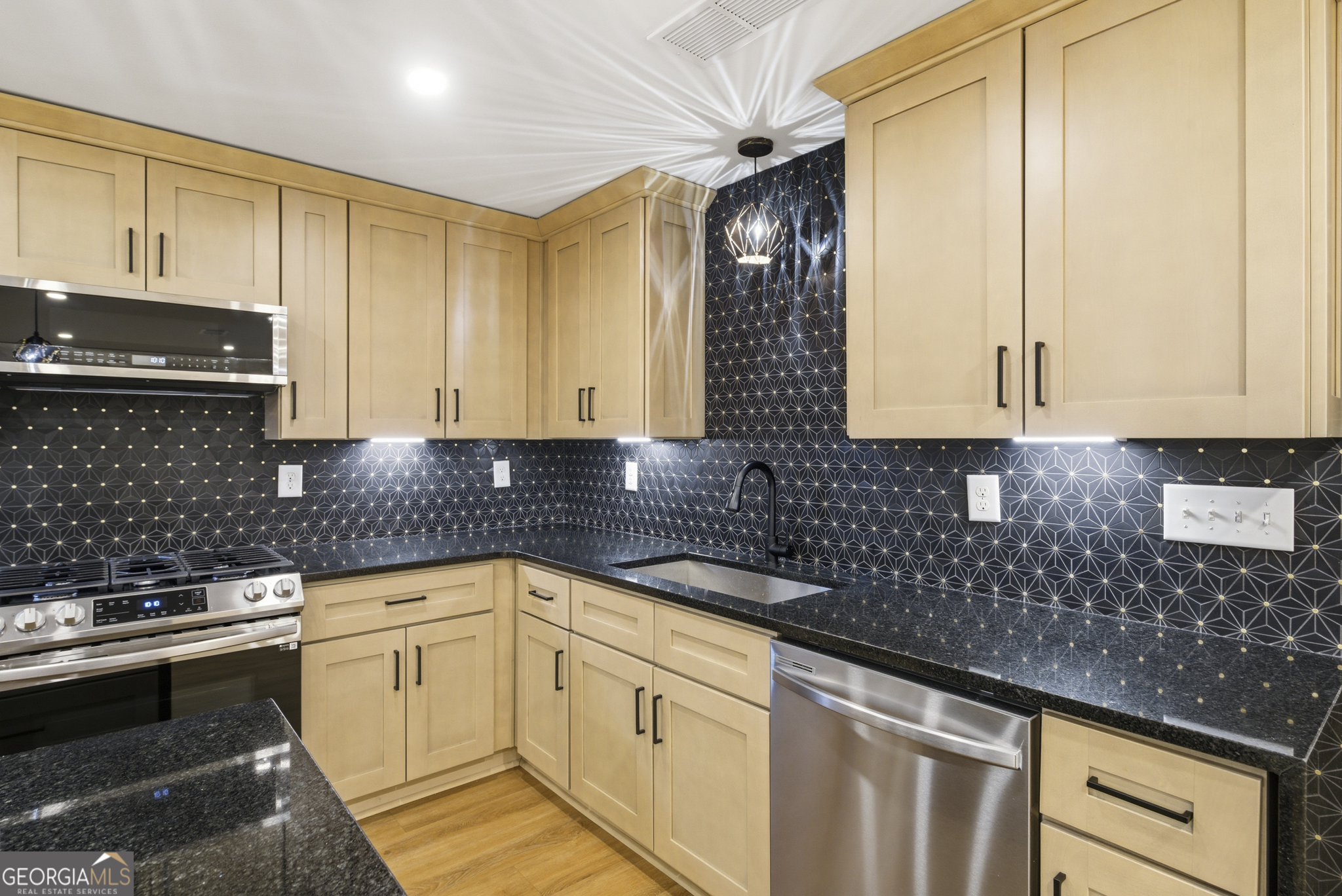 3296 Shoreland Drive