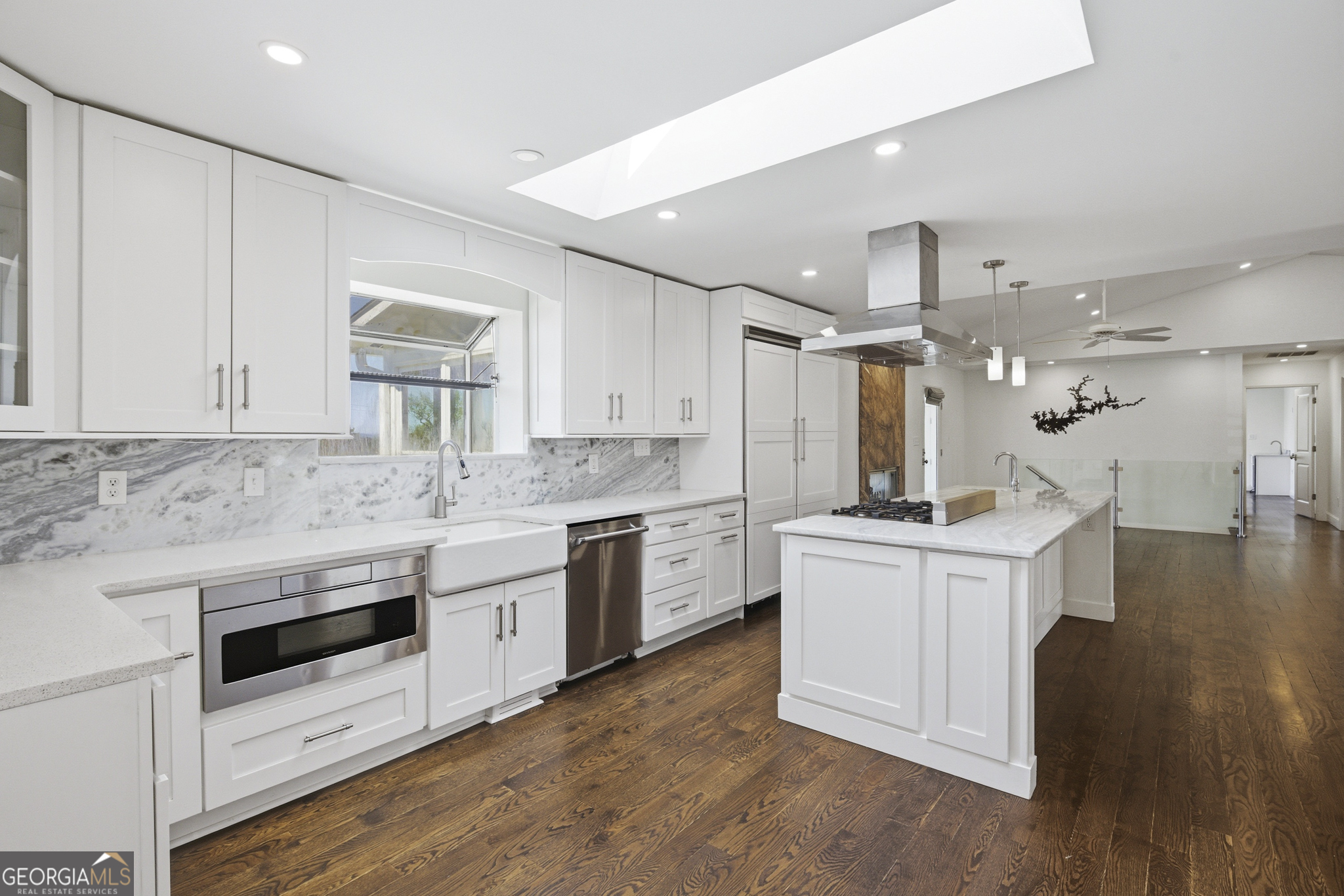 3296 Shoreland Drive