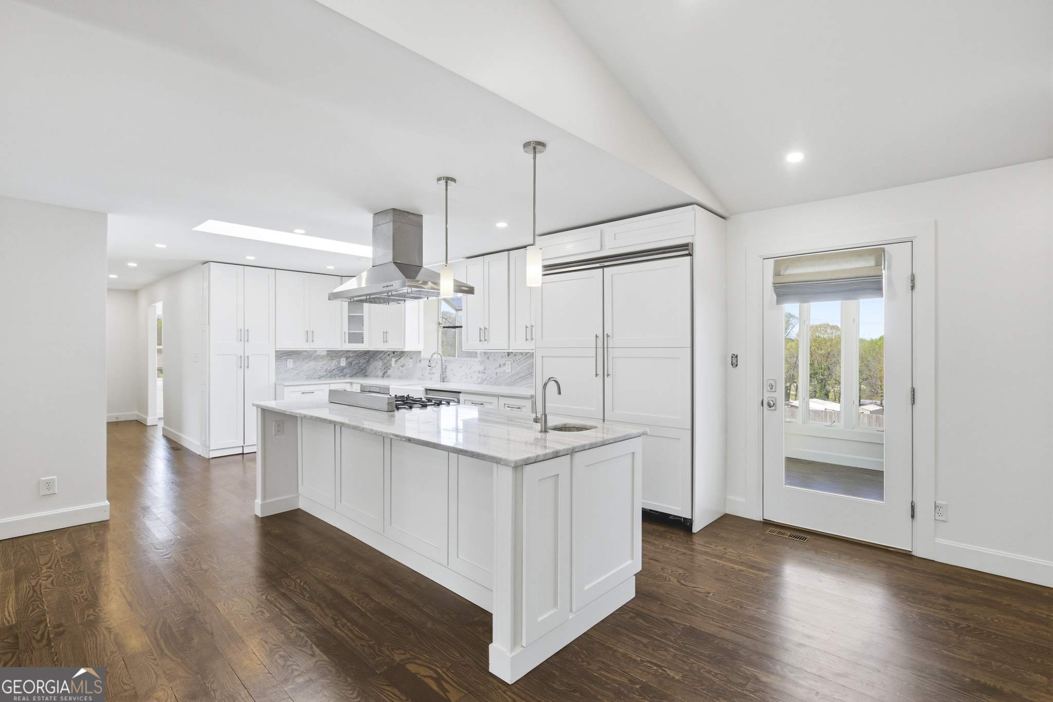 3296 Shoreland Drive