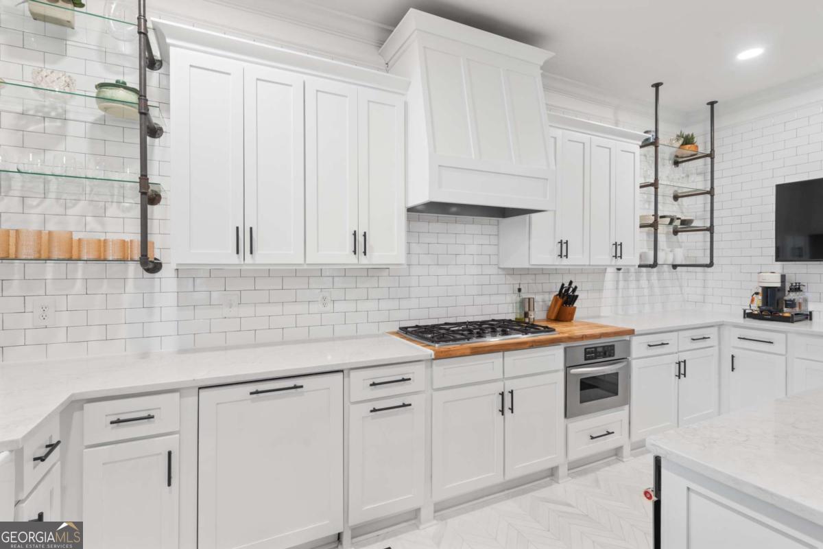 1444 Etowah Drive NE