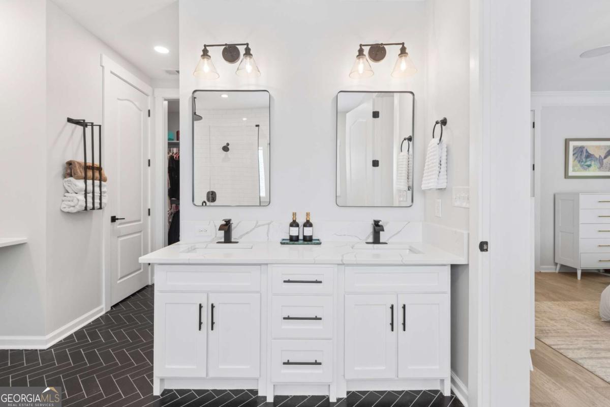 1444 Etowah Drive NE