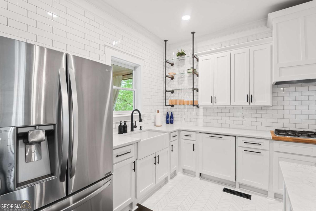 1444 Etowah Drive NE