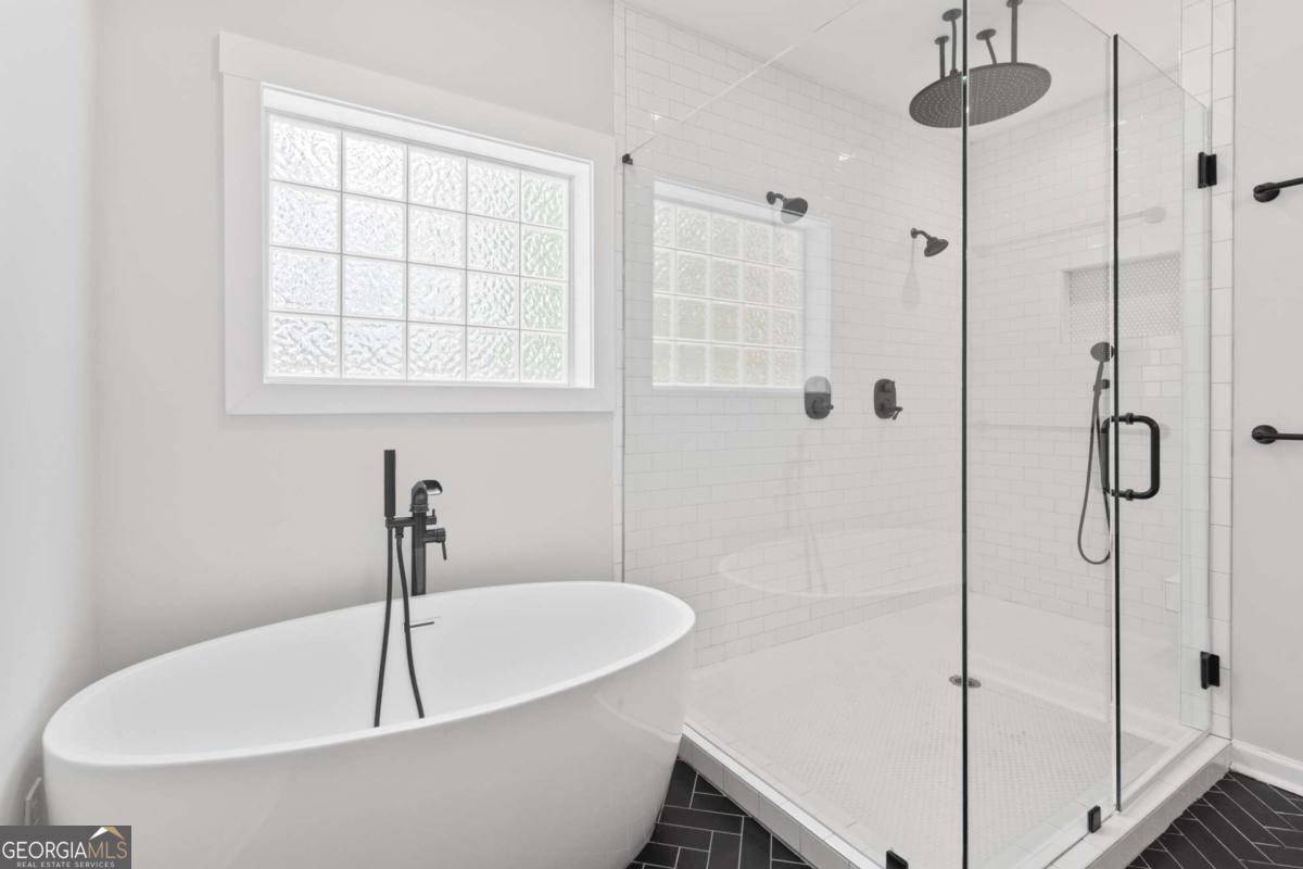 1444 Etowah Drive NE