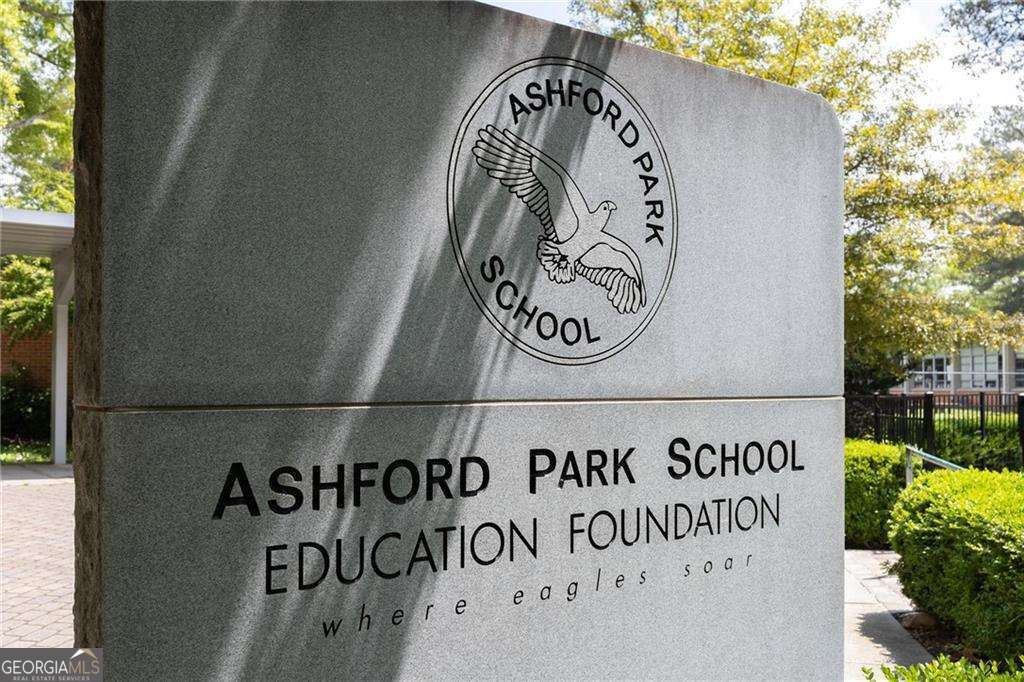 1444 Etowah Drive NE