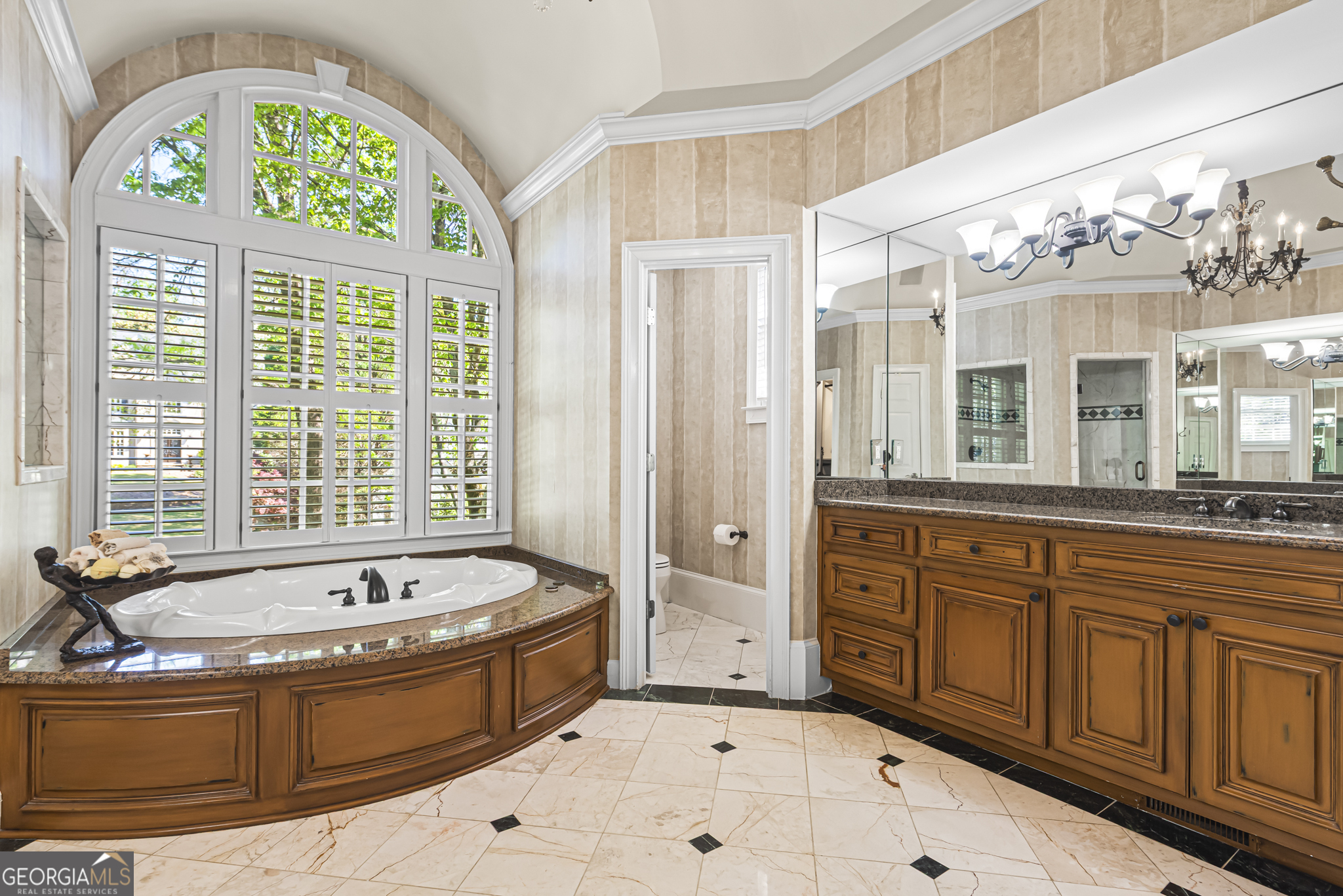 885 Carlton Ridge NE