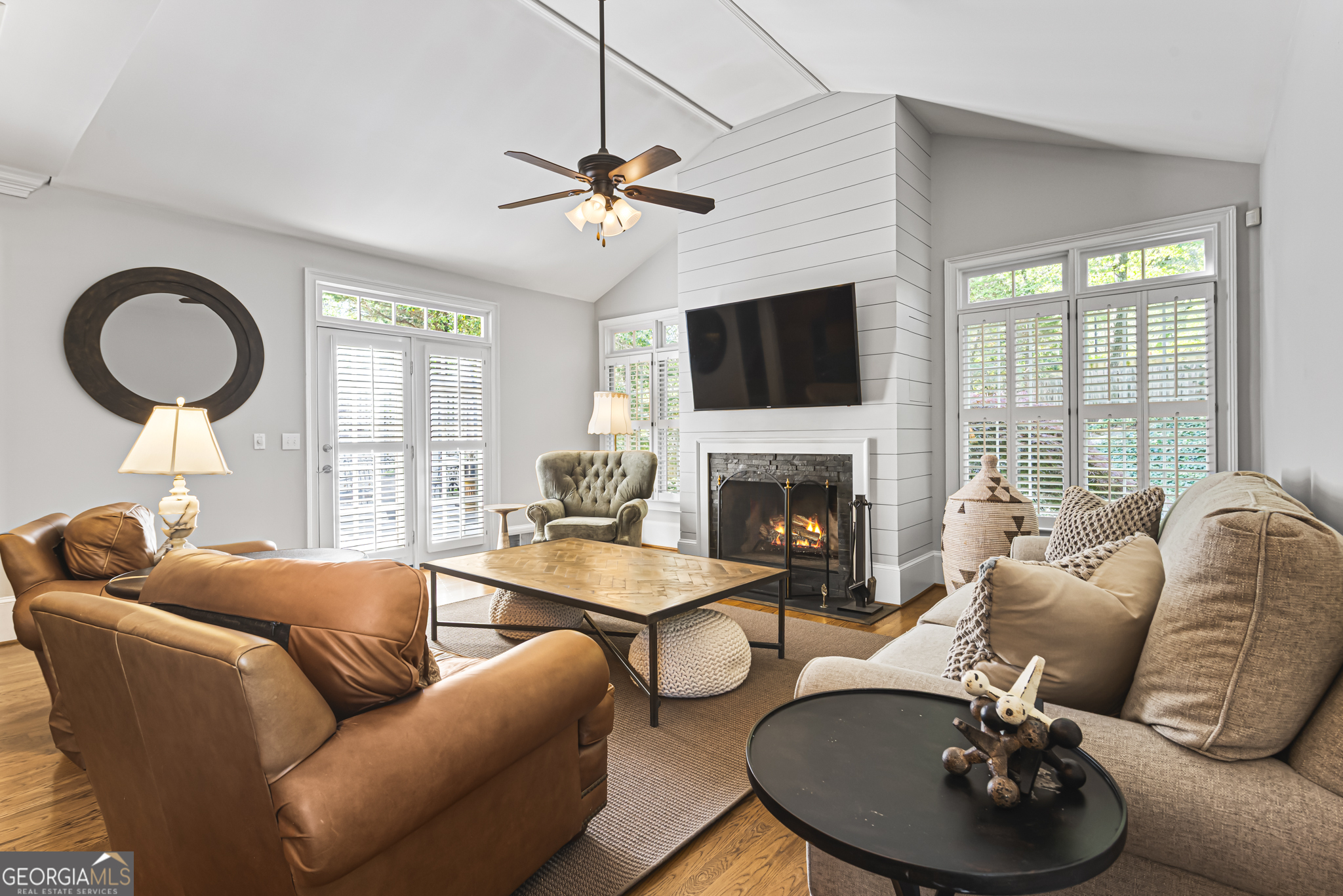 885 Carlton Ridge NE